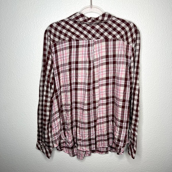 NWT Torrid Lizzie Rayon Twill Button Up Long Sleeved Shirt Size 1 (14/16) - Picture 4 of 4